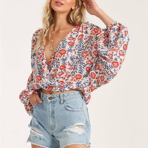 Billabong floral cross over top